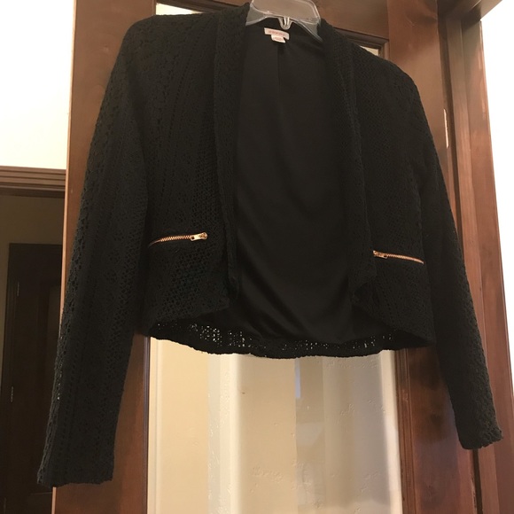 Xhilaration Jackets & Blazers - Cute cropped black open front blazer